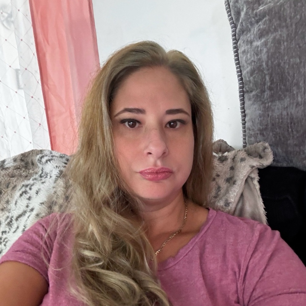 Meet your Posher, Gina